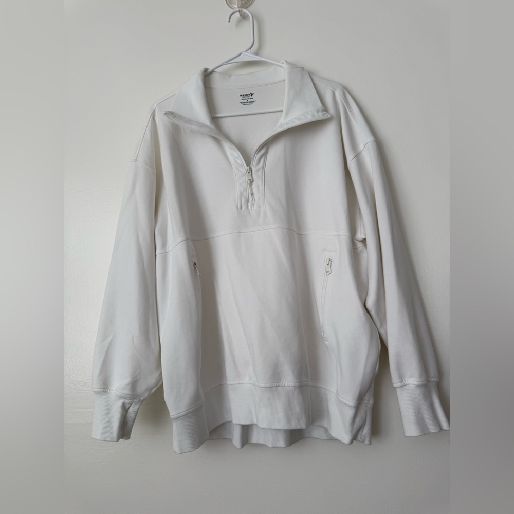 Old Navy Women's White Quarter-Zip Sweatshirt - Picture 2 of 4